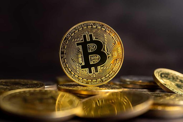 Lender Accidentally Sends Bitcoin to Users