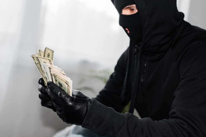 Police Blame ACLU for Smash-and-Grab Robbery Sprees
