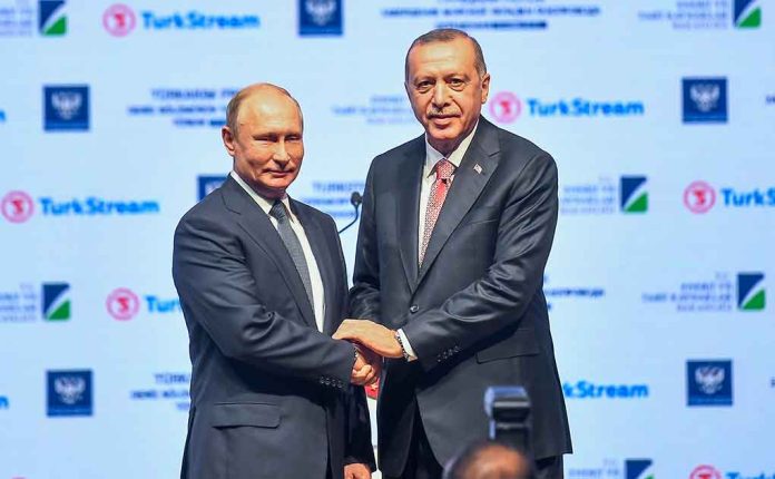 US Tries to Discourage Cooperation Between Sanctioned Russians and Turkish Businesses