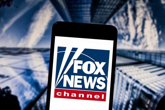 Kari Lake Tells Fox News Hosts To Leave Their Network