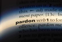 The word "pardon" highlighted in a dictionary.