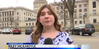 Apple's Age Crackdown Crushes Parents