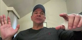 When Rhode Island shooter started firing, this hero jumped