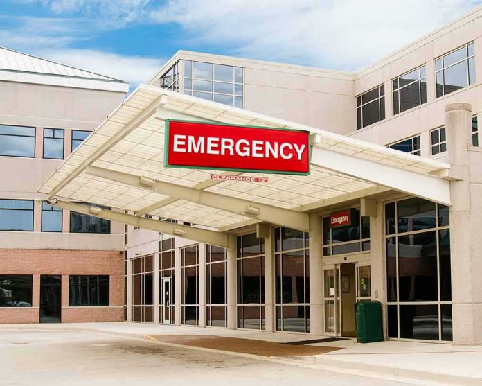 shutterstock_109584719 Emergency room entrance at a modern hospital