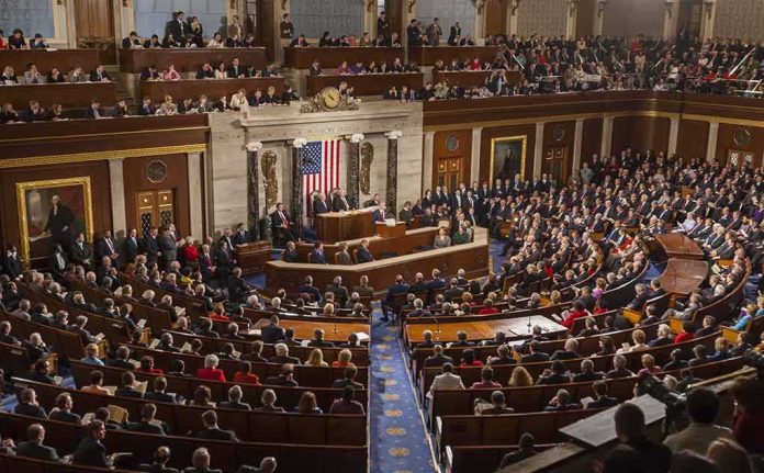 shutterstock_492045010 Legislative chamber filled with attendees during a formal address